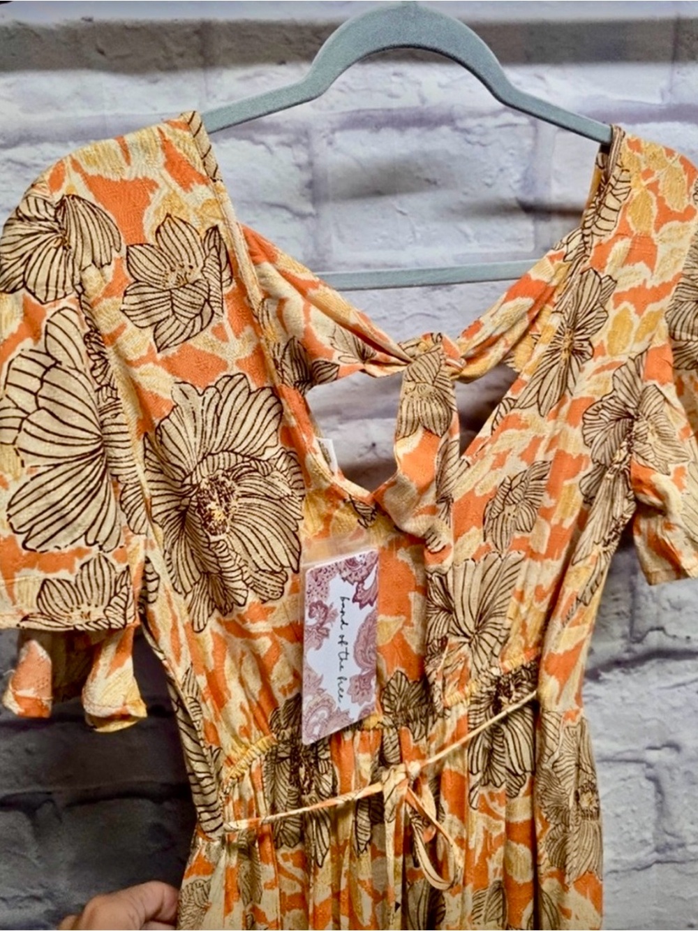 Band of the Free Apricot Floral Tiered Maxi Dress Size Small NWT - Picture 2 of 9